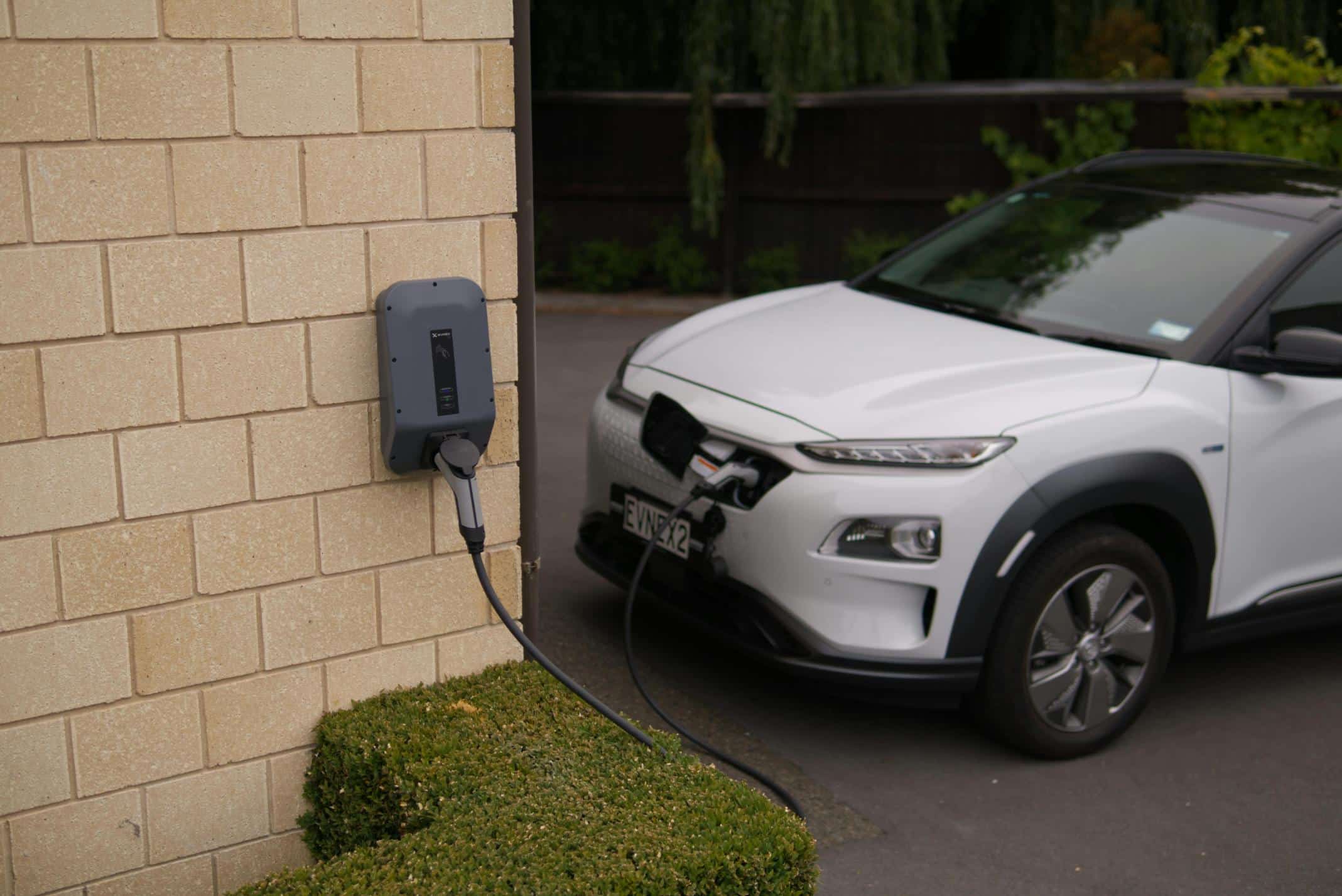 ev charger charging car